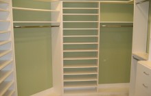 Walk-In Closet 4