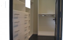 Walk-In Closet 14